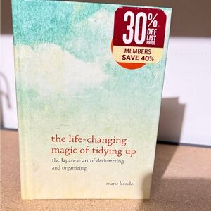 The Life-Changing Magic of Tidying Up Book